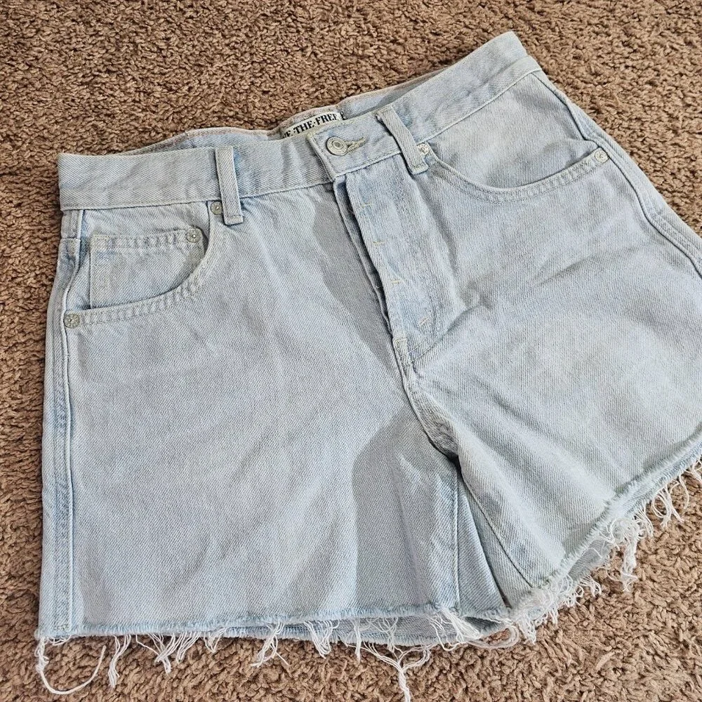 Free People Cut Off Shorts Womens 25 Raw Hem Button Fly Denim We The Free Boho - Picture 2 of 7
